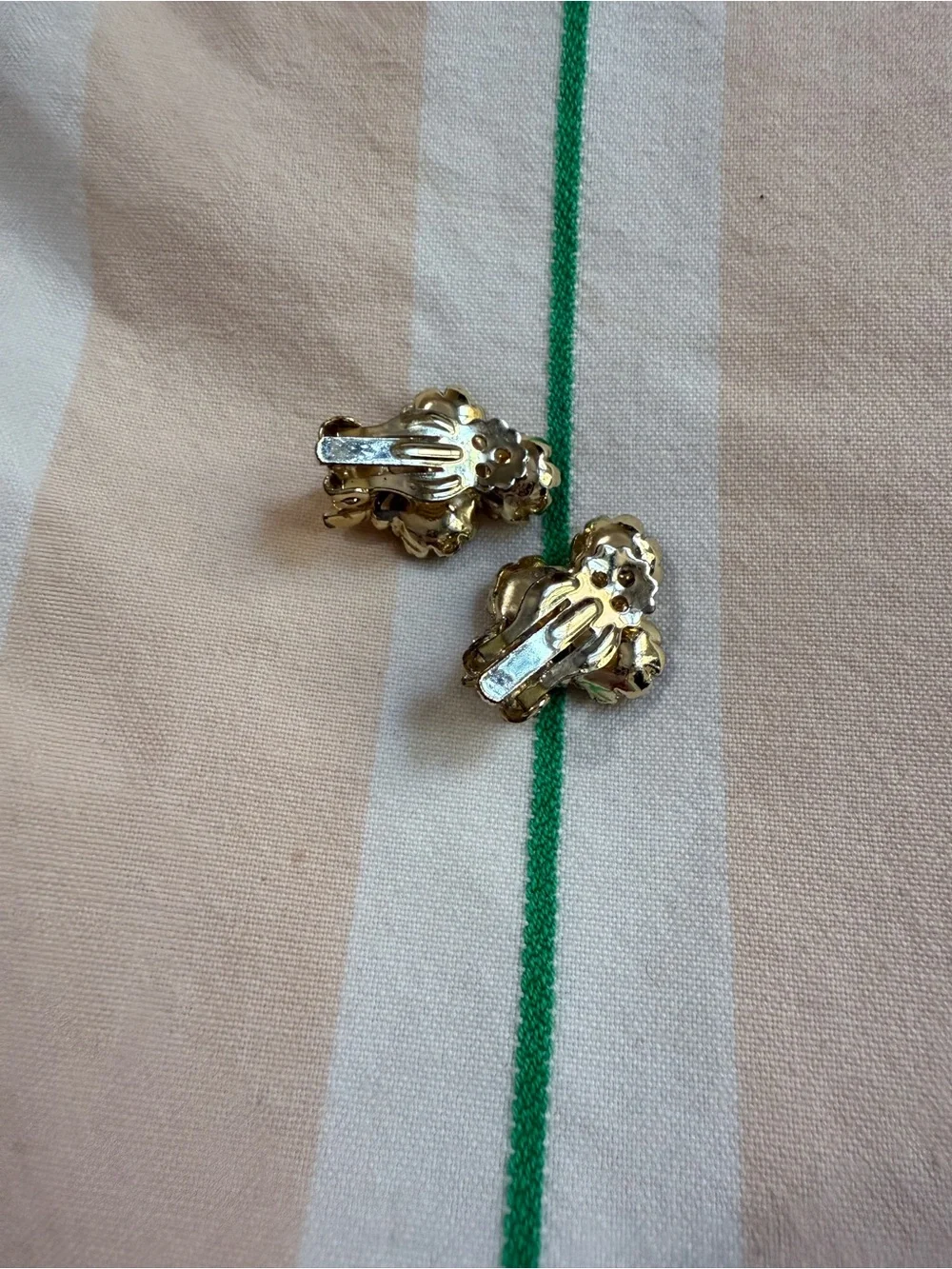 1950s/ 60s Flower Power Mod Emerald Green Rhinestones Goldtone